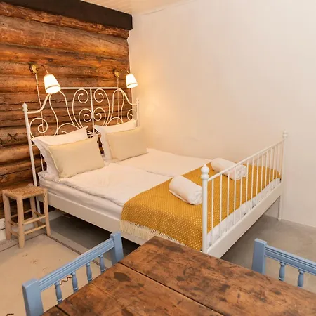 Loo Kodu&koeoek Guest house Muraste