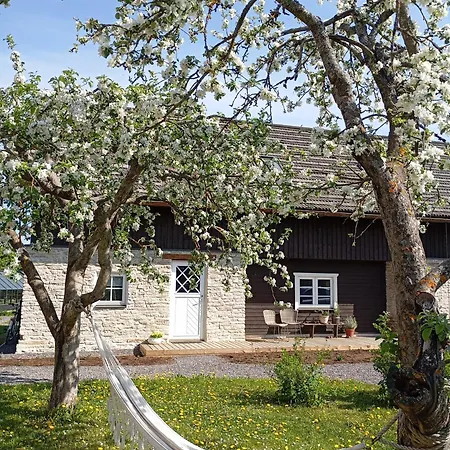 Loo Kodu&koeoek Guest house